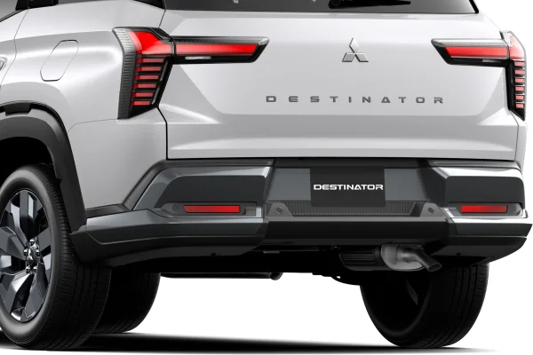 Phụ kiện xe Mitsubishi Destinator