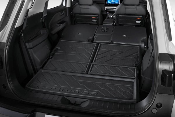 Phụ kiện xe Mitsubishi Destinator